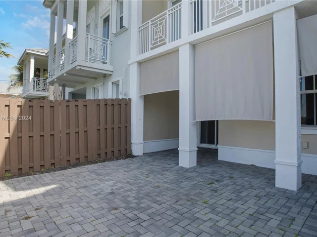 7508 NW 107th Pl # 7508, Doral FL 33178