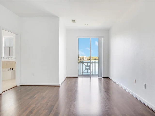 7508 NW 107th Pl # 7508, Doral FL 33178