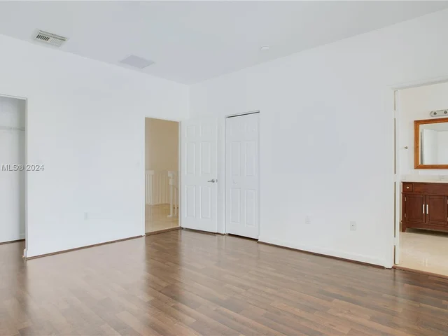 7508 NW 107th Pl # 7508, Doral FL 33178