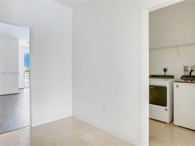 7508 NW 107th Pl # 7508, Doral FL 33178