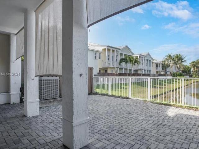 7508 NW 107th Pl # 7508, Doral FL 33178