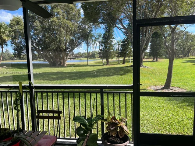 16171 Blatt Blvd # 112, Weston FL 33326