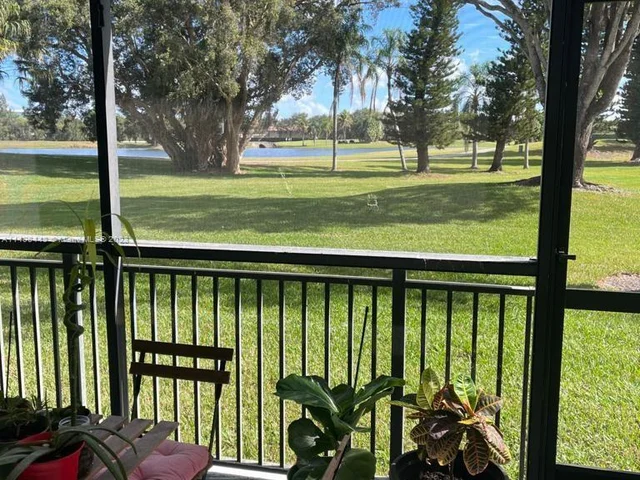 16171 Blatt Blvd # 112, Weston FL 33326