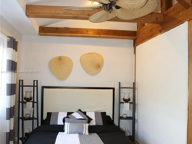 1535 Jackson St, Hollywood FL 33020