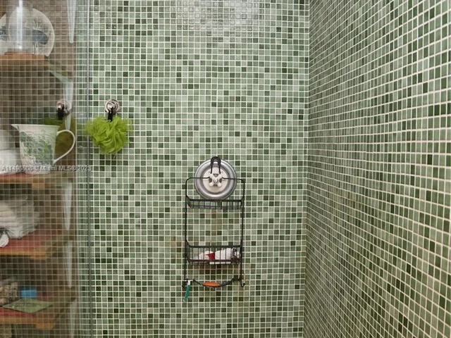 1535 Jackson St, Hollywood FL 33020