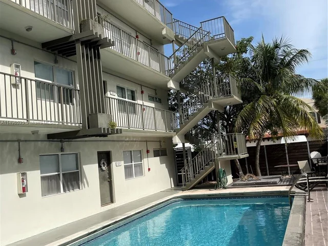 609 NE 13th Ave # 101, Fort Lauderdale FL 33304