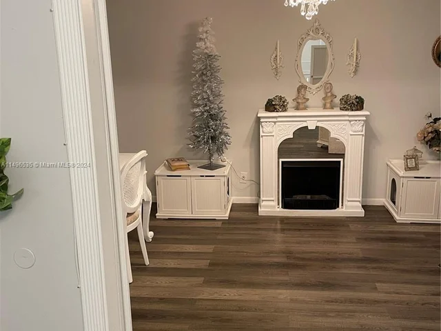 609 NE 13th Ave # 101, Fort Lauderdale FL 33304