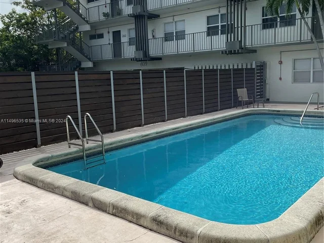 609 NE 13th Ave # 101, Fort Lauderdale FL 33304
