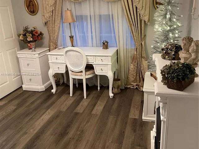 609 NE 13th Ave # 101, Fort Lauderdale FL 33304