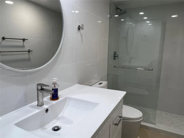 19380 Collins Ave # 719, Sunny Isles Beach FL 33160