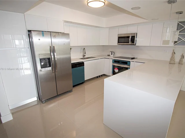 19380 Collins Ave # 719, Sunny Isles Beach FL 33160