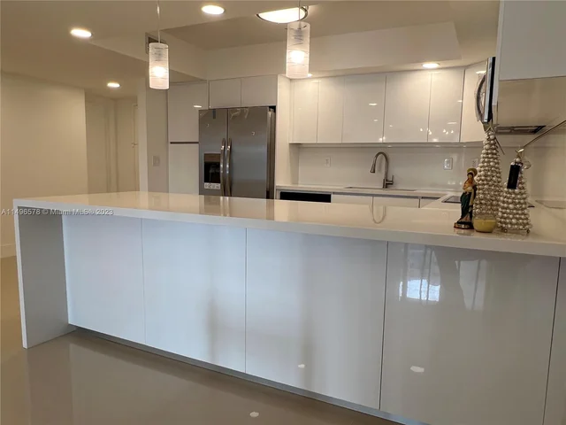 19380 Collins Ave # 719, Sunny Isles Beach FL 33160