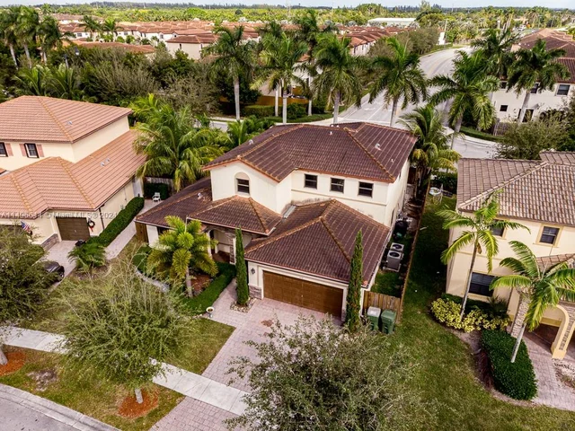 109 SE 36th Pl, Homestead FL 33033