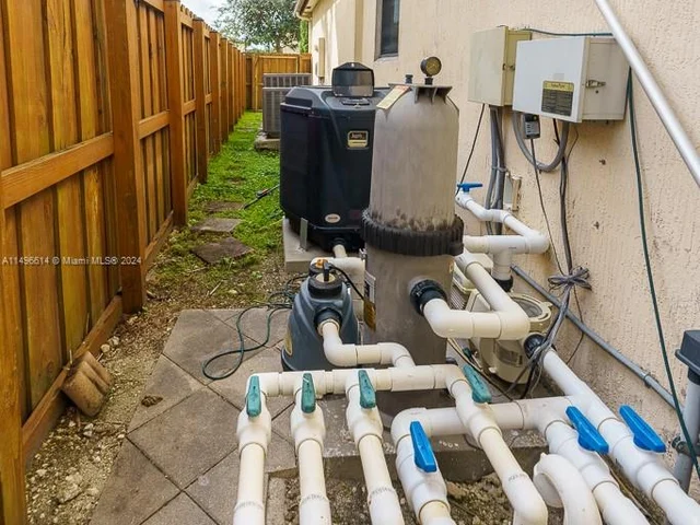 109 SE 36th Pl, Homestead FL 33033