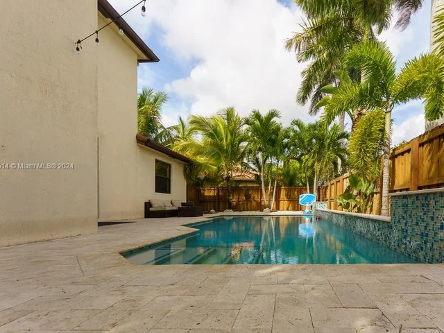 109 SE 36th Pl, Homestead FL 33033