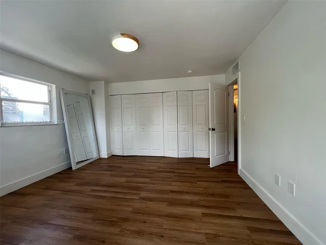 801 Meridian Ave # 2D, Miami Beach FL 33139