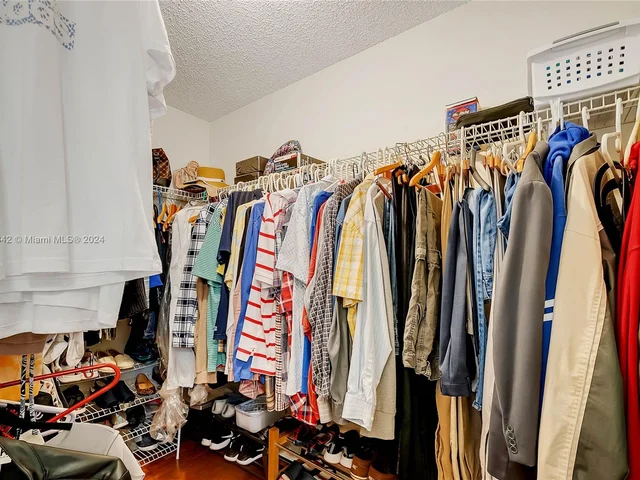 12756 NW 11th Ct, Sunrise FL 33323