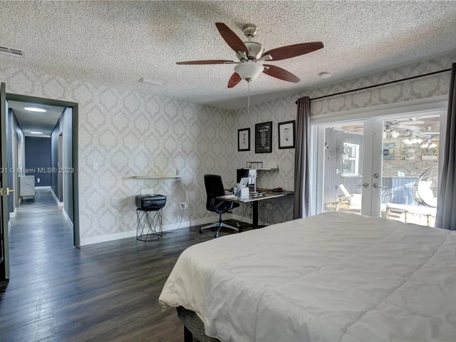 1645 SW 97th Ave, Miami FL 33165