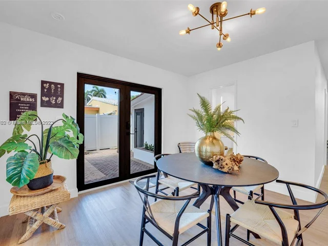 1514 Liberty St, Hollywood FL 33020