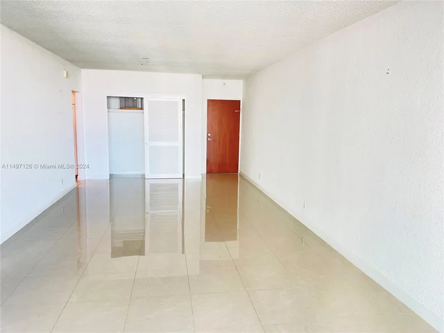 4001 S Ocean Dr # 8H, Hollywood FL 33019