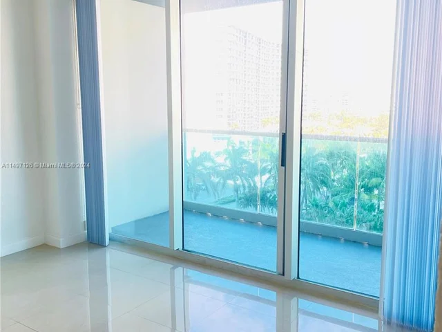 4001 S Ocean Dr # 8H, Hollywood FL 33019