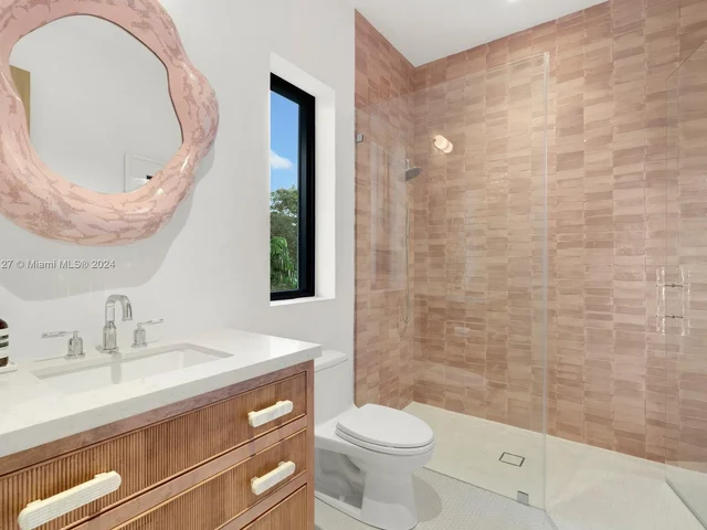 7310 SW 104th St, Pinecrest FL 33156