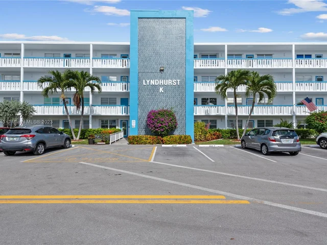 2055 Lyndhurst K # 2055, Deerfield Beach FL 33442