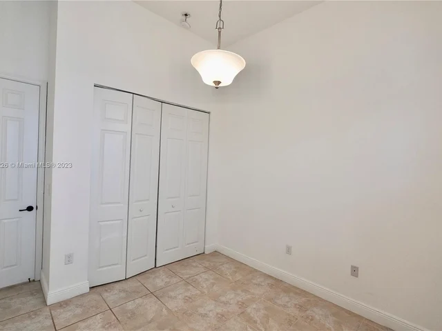 3927 NW 84th Way, Cooper City FL 33024