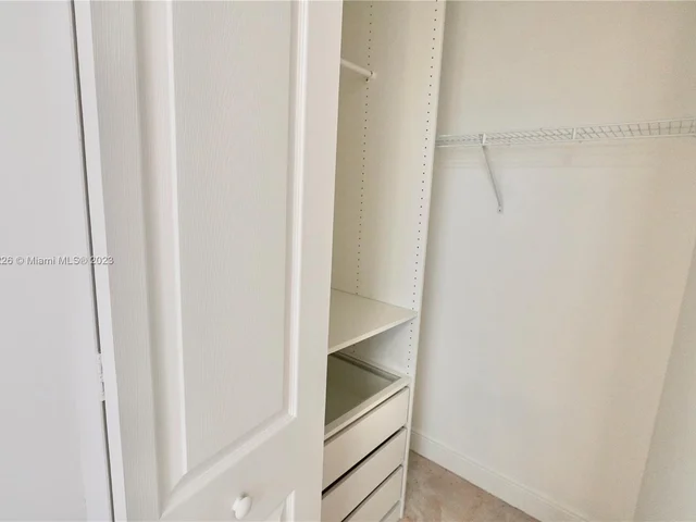 3927 NW 84th Way, Cooper City FL 33024