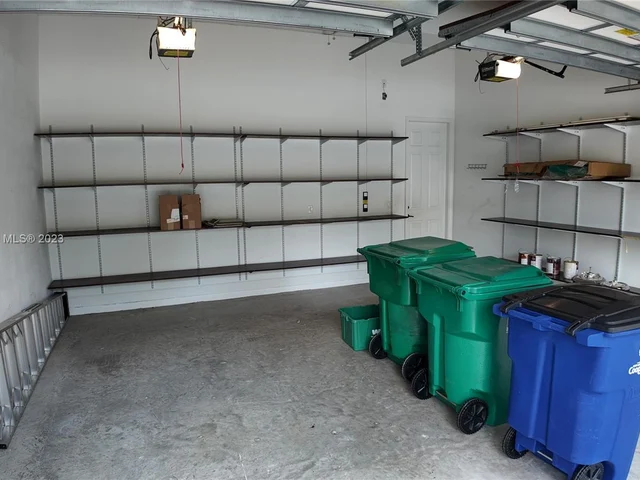 3927 NW 84th Way, Cooper City FL 33024