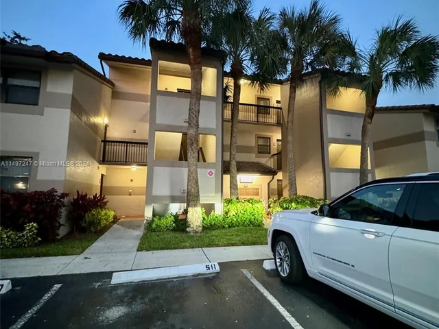 9945 Nob Hill Ct # 9945, Sunrise FL 33351