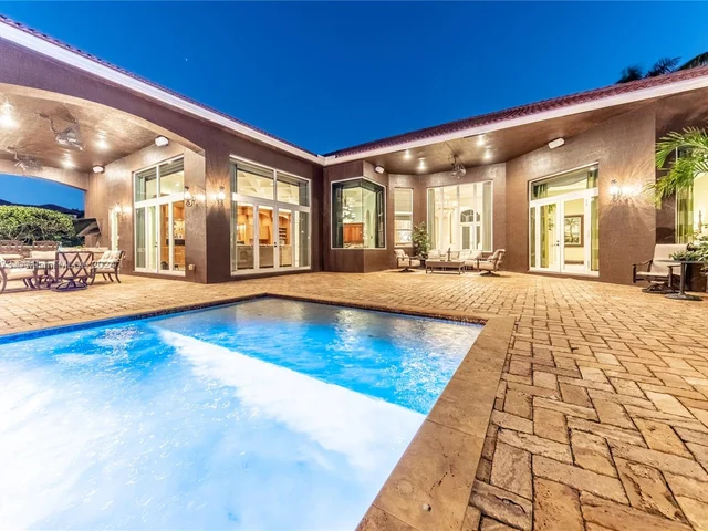 15093 SW 16th St, Davie FL 33326