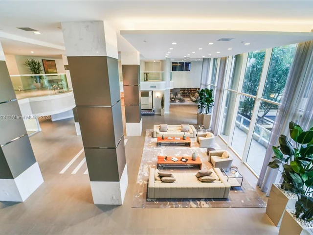 21150 NE 38th Ave # 1804, Miami FL 33180