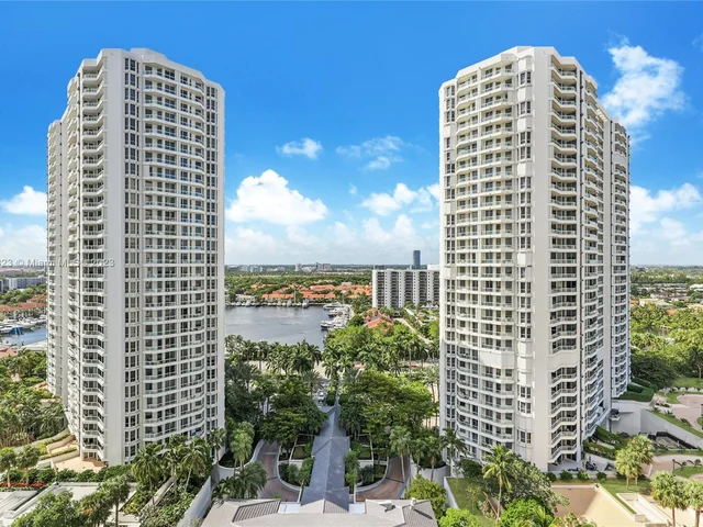 21150 NE 38th Ave # 1804, Miami FL 33180