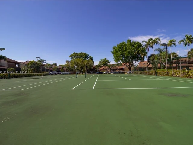 4287 S Pine Island Rd, Davie FL 33328