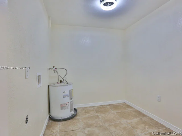 9100 SW 73rd St, Miami FL 33173