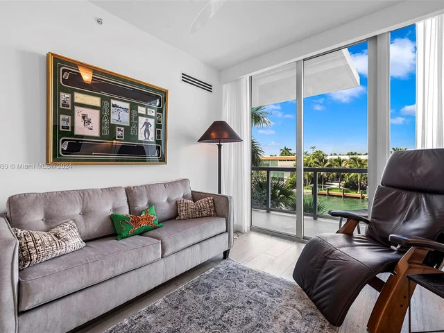 9940 W Bay Harbor Dr, Bay Harbor Islands FL 33154