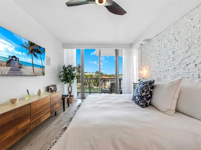 9940 W Bay Harbor Dr, Bay Harbor Islands FL 33154