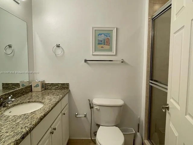 3001 NE 185th St # 114, Aventura FL 33180