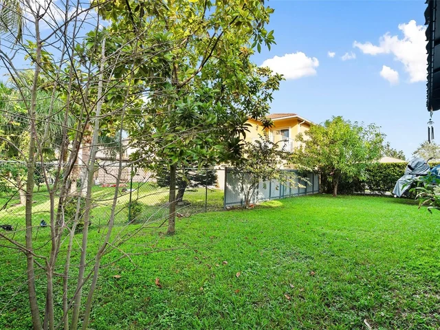 6014 SW 160th Ave, Miami FL 33193