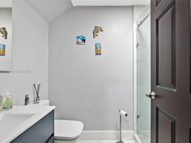 6014 SW 160th Ave, Miami FL 33193