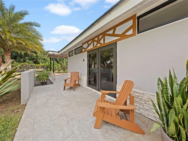 19450 SW 234th St, Homestead FL 33031