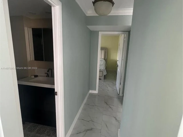 2101 S Ocean Dr # 2007, Hollywood FL 33019