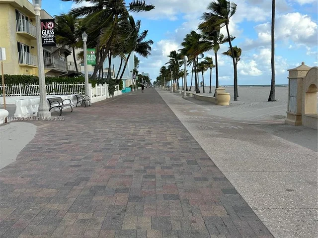 2101 S Ocean Dr # 2007, Hollywood FL 33019