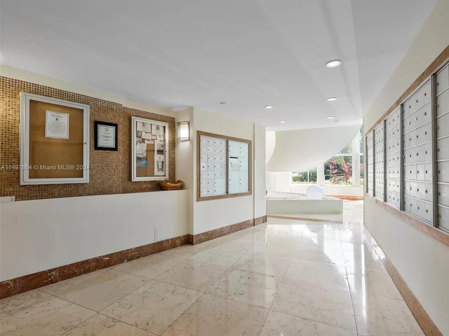 10350 W Bay Harbor Dr # 4H, Bay Harbor Islands FL 33154