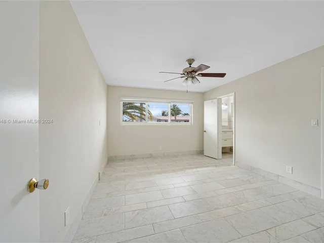 1739 W 79th St, Hialeah FL 33014