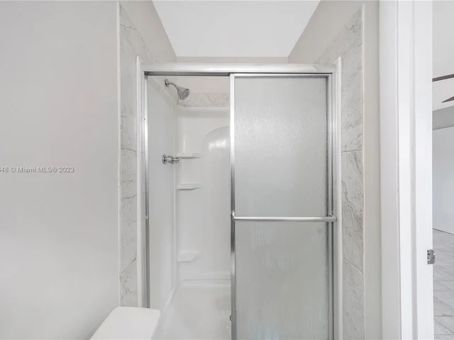 1739 W 79th St, Hialeah FL 33014