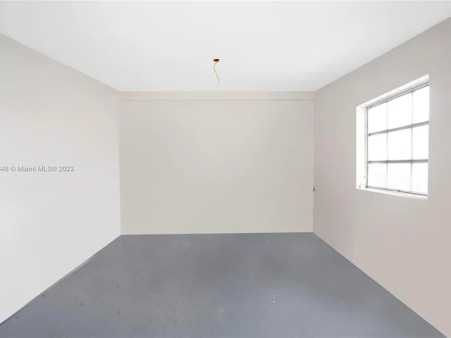 1739 W 79th St, Hialeah FL 33014