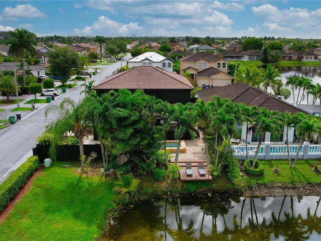 1104 SW 145th Ave, Miami FL 33184