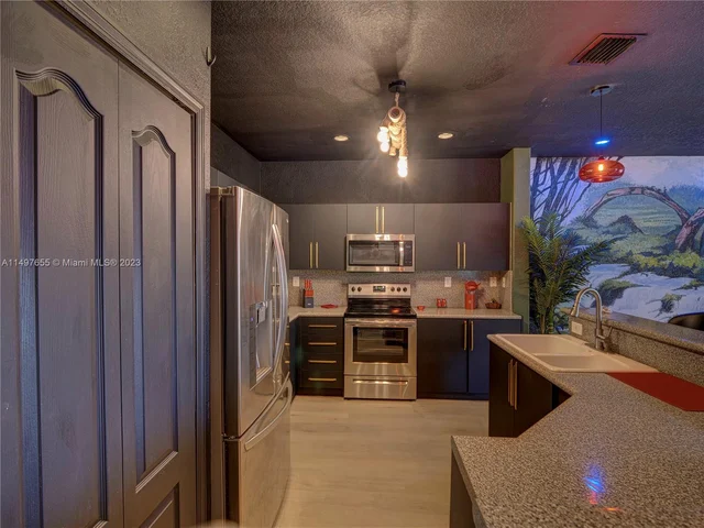 1104 SW 145th Ave, Miami FL 33184